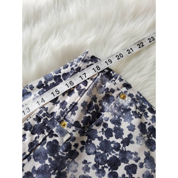 Michael Kors Womens Izzy Cropped Skinny Jeans White Navy Floral Stretch Plus 16W - Picture 5 of 10